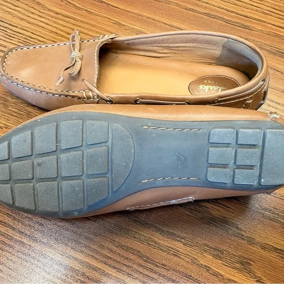 Clarks Brown Leather Bow-Accent Driving Loafers 8 - Picture 3 of 6